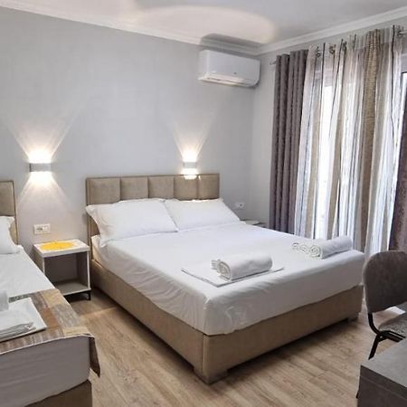 Aaa Apartment Берат Экстерьер фото