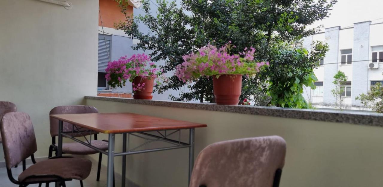 Aaa Apartment Берат Экстерьер фото