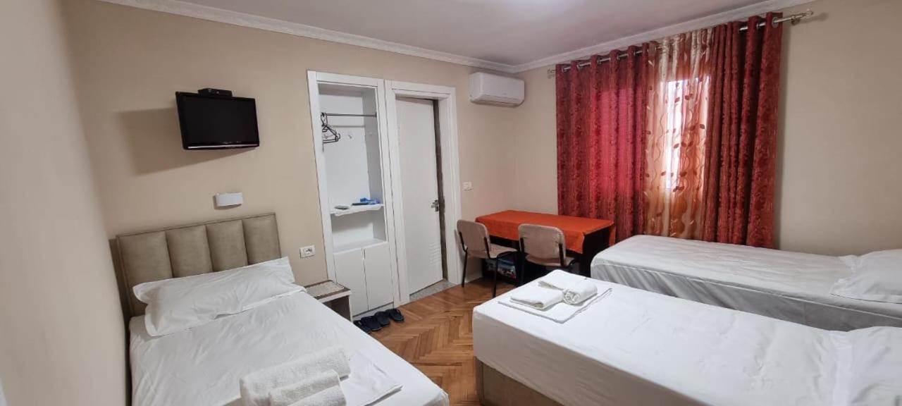 Aaa Apartment Берат Экстерьер фото
